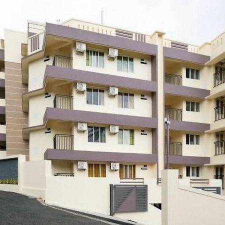 Ruby Hotel Apartments Kochi Exteriör bild